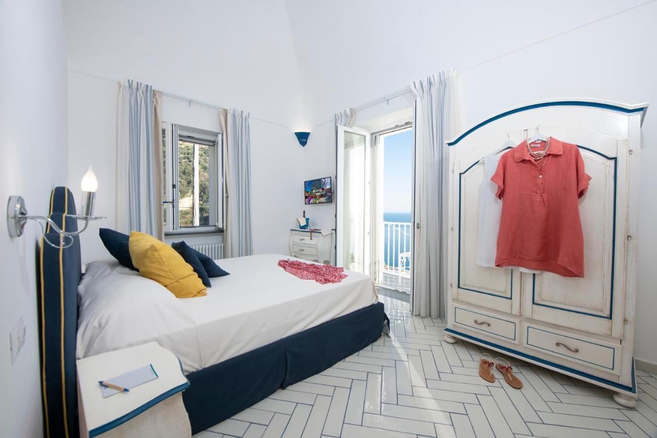 Maison Don Rafe' Positano Exteriör bild